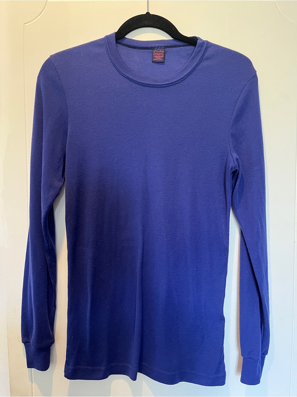 Vintage Patagonia Capilene women’s Bluish/Purple Crewneck Thermal Top